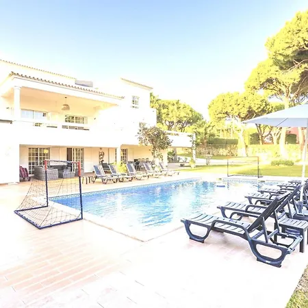 בית נופש Spectacular With Seaview Pool Bbq